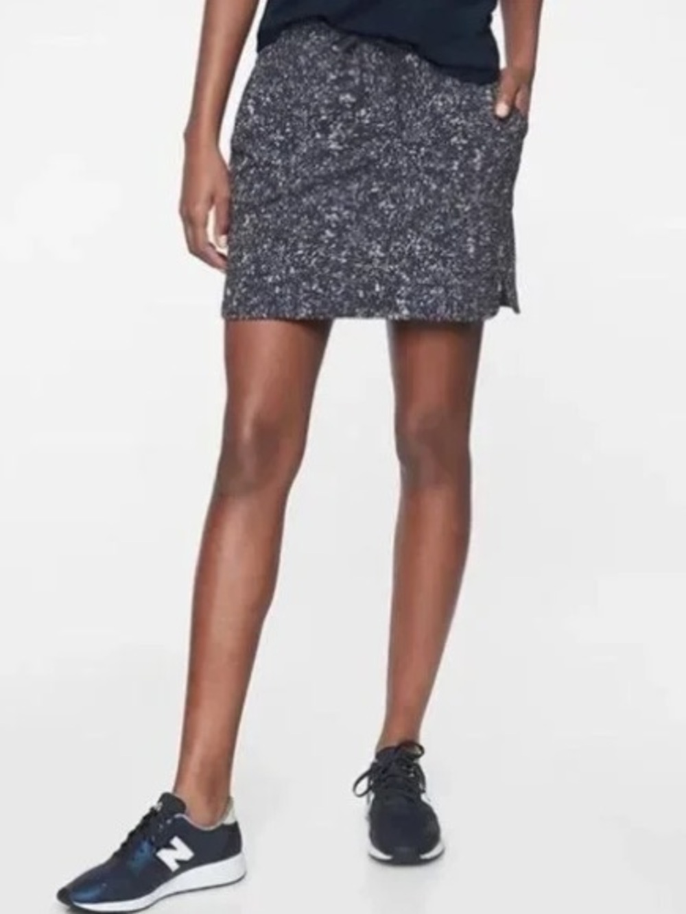 🌼ATHLETA🌼 Midtown Skort in Navy and White Floral, Size 0